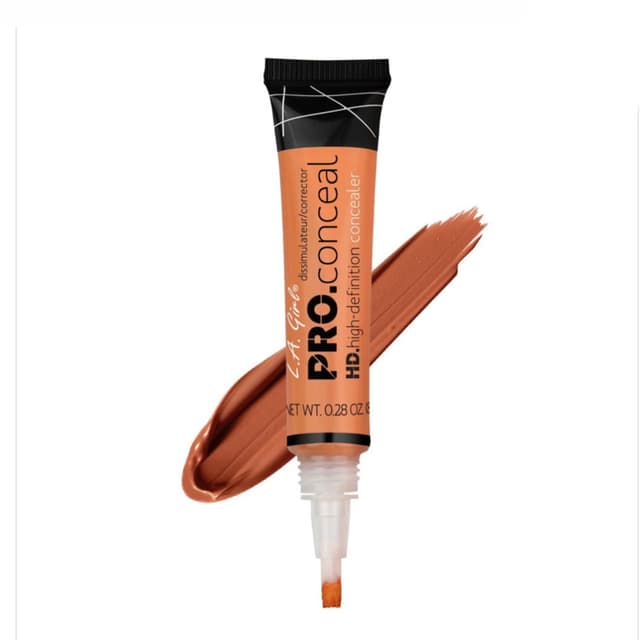 La girl orange corrector